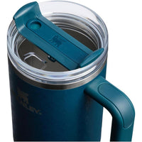 Stanley Quencher H2.0, vaso acero inoxidable con asa, pajilla, tapa giratoria FlowState, aislamiento térmico, sin BPA, azul claro