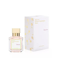 Maison Francis Kurkdjian A La Rose Eau De Parfum Spray, fragancia que captura la esencia de la rosa y cítricos frescos
