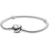 Pandora Moments Pulsera tipo serpiente con cierre de corazón