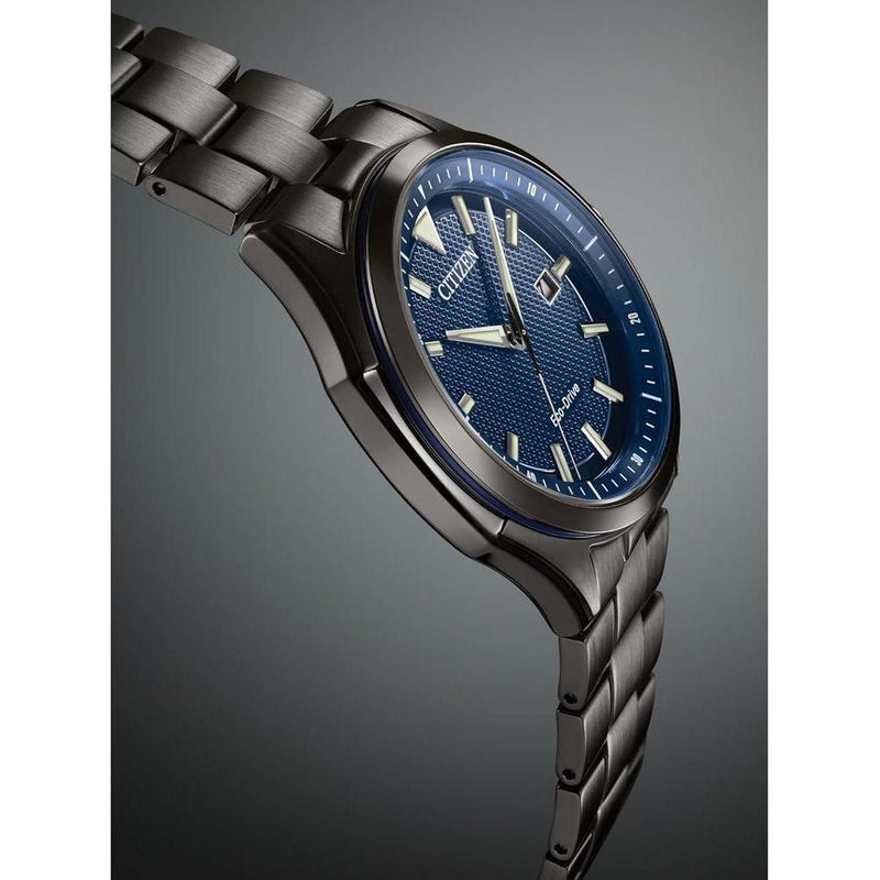 Citizen Reloj Eco-Drive Weekender para hombre en acero inoxidable IP negro, esfera azul, modelo AW1147-52L