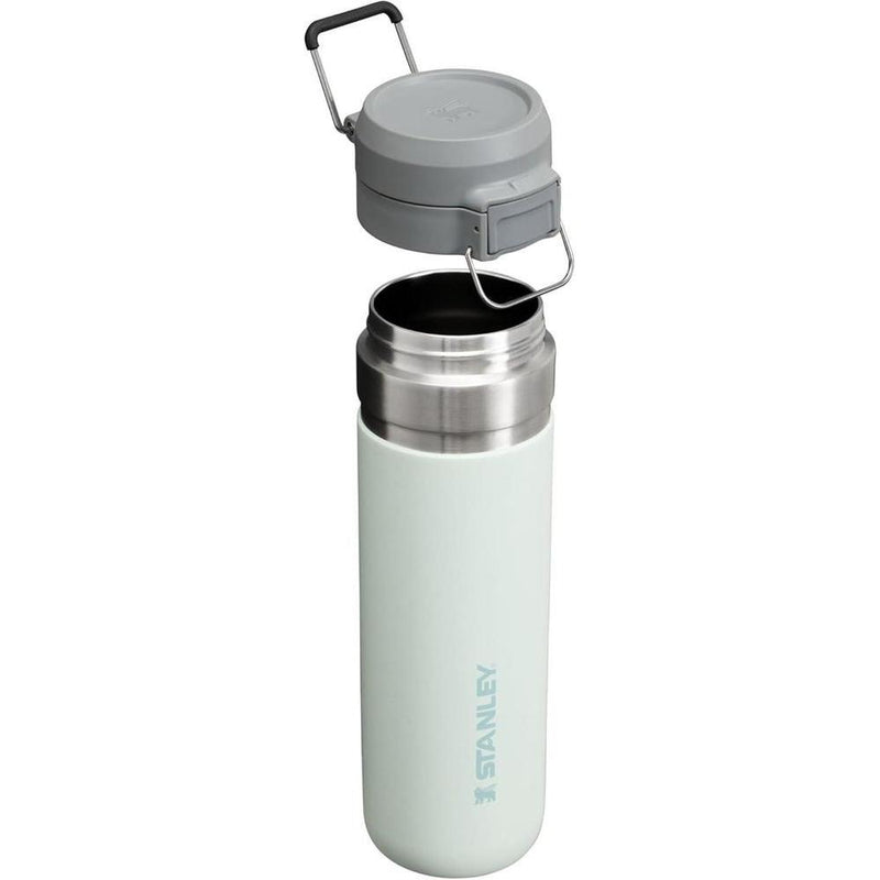 Botella de agua Stanley Quick Flip GO con tapa de botón, a prueba de fugas, acero inoxidable aislado, sin BPA, color niebla
