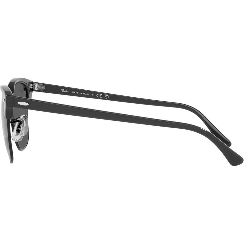 Ray-Ban RB3016 Clubmaster: lentes de sol cuadrados con protección UV y diseño atemporal para mujeres modernas