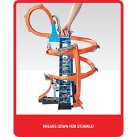 Hot Wheels Sky Crash Tower Track Set con Booster Motorizado y Vehículo para Carreras de Múltiples Coches