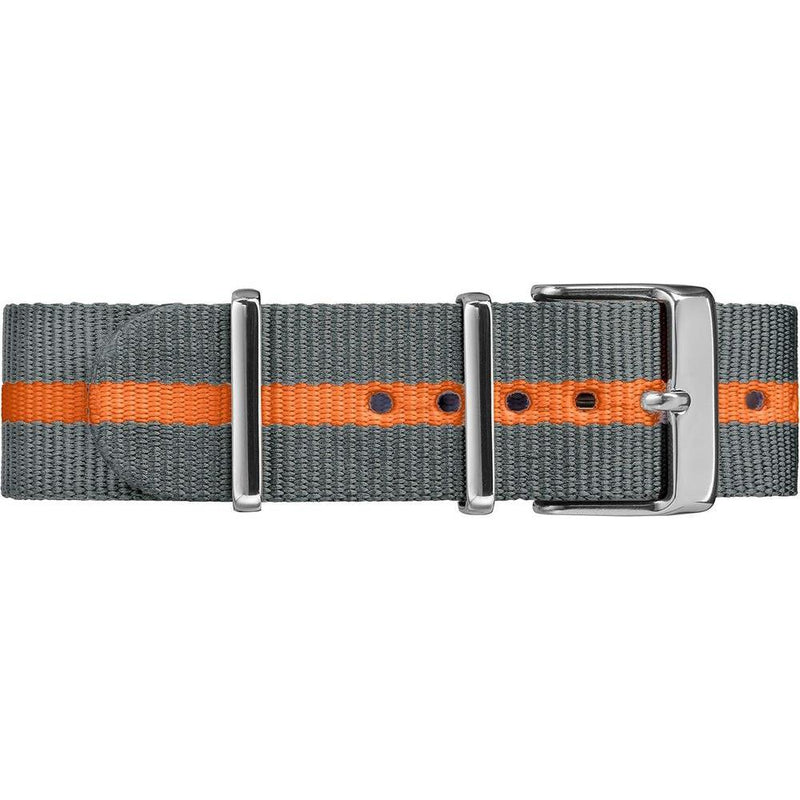 Reloj Timex Weekender Unisex con luz INDIGLO, correa de nailon ajustable, esfera gris y resistencia al agua
