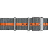 Reloj Timex Weekender Unisex con luz INDIGLO, correa de nailon ajustable, esfera gris y resistencia al agua