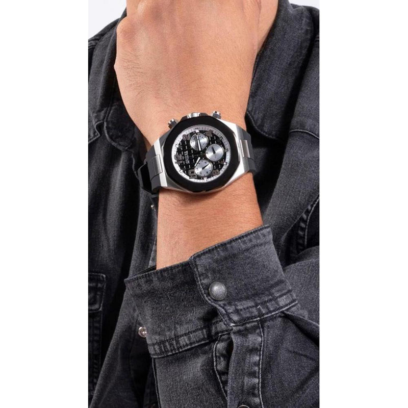 GUESS Reloj de pulsera para hombre, caja de acero inoxidable resistente al agua, banda de silicona, movimiento de cuarzo exacto