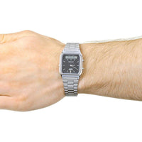 Casio Reloj Unisex AQ-230A de Acero Para Adultos, Pantalla Analógico-Digital, Resistente al Agua, Temporizador