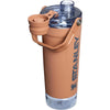 Stanley Activate Shaker - Botella de acero inoxidable aislado, diseño a prueba de fugas con tapa de flujo rápido y base de almacenamiento