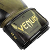 Guantes de boxeo Venum Impact, ideales para entrenamiento con espuma de triple densidad y cierre de velcro para ajuste cómodo