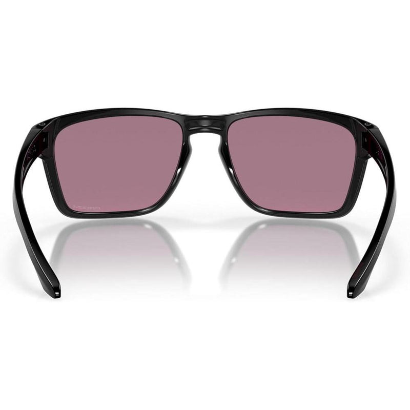 Gafas de sol Oakley Sylas Prizm con diseño rectangular y mejora de color, perfectas para exploraciones urbanas y caminatas