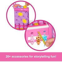 Barbie Mysteries: Muñeca Malibu y Set de Cabina de Juegos de Algodón de Azúcar con 20 Accesorios