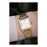 Reloj de Mujer Casio modelo LTP-V007G-9E en color dorado con batería CR2032 incluida, diseño elegante y moderno