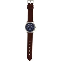 Reloj cronógrafo para hombre Armani Exchange con correa de piel de becerro, elegante y funcional