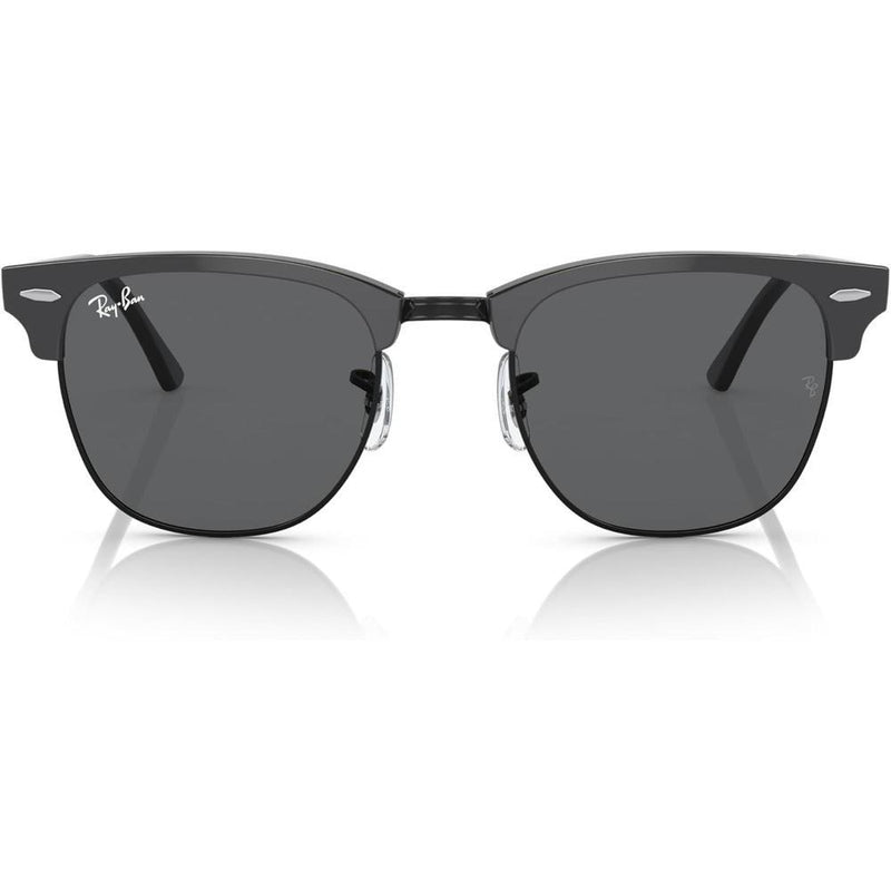 Ray-Ban RB3016 Clubmaster: lentes de sol cuadrados con protección UV y diseño atemporal para mujeres modernas
