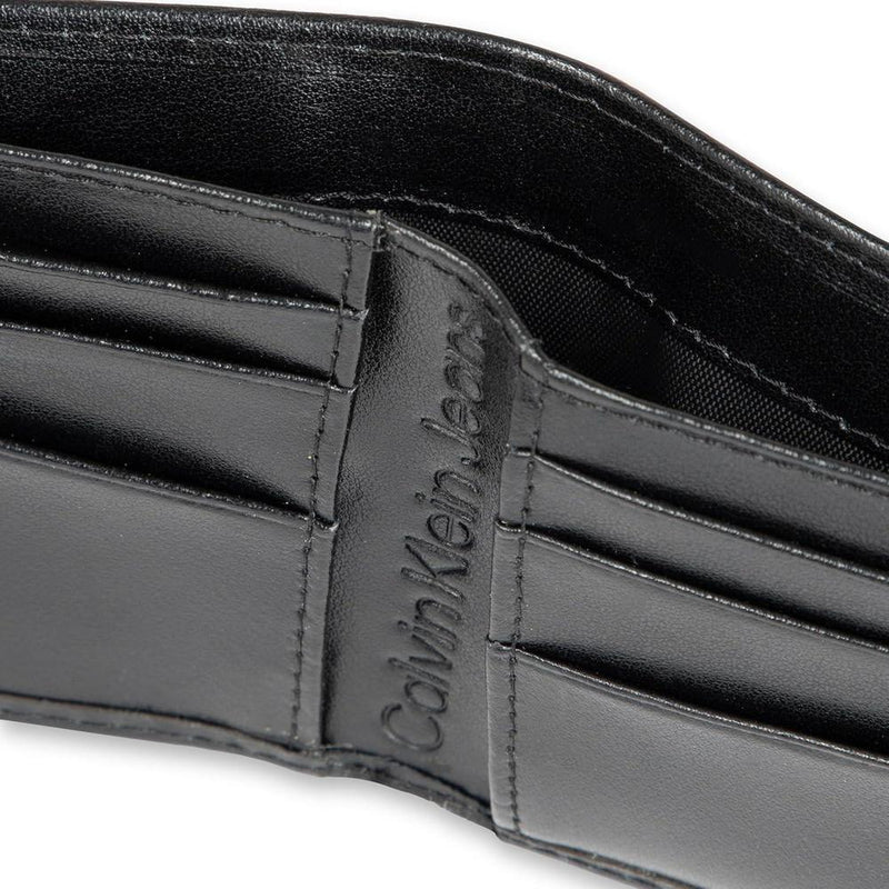 Billetera plegable minimalista RFID de cuero Calvin Klein para hombre con múltiples ranuras para tarjetas