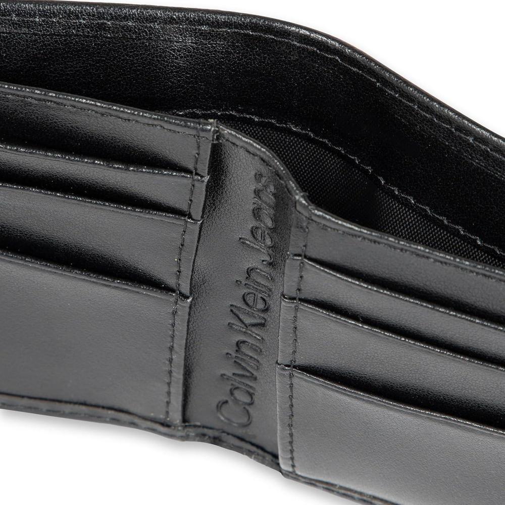 Billetera plegable minimalista RFID de cuero Calvin Klein para