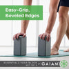 Gaiam Bloque de yoga – Espuma EVA sin látex – Superficie suave antideslizante con bordes biselados para yoga, pilates y meditación