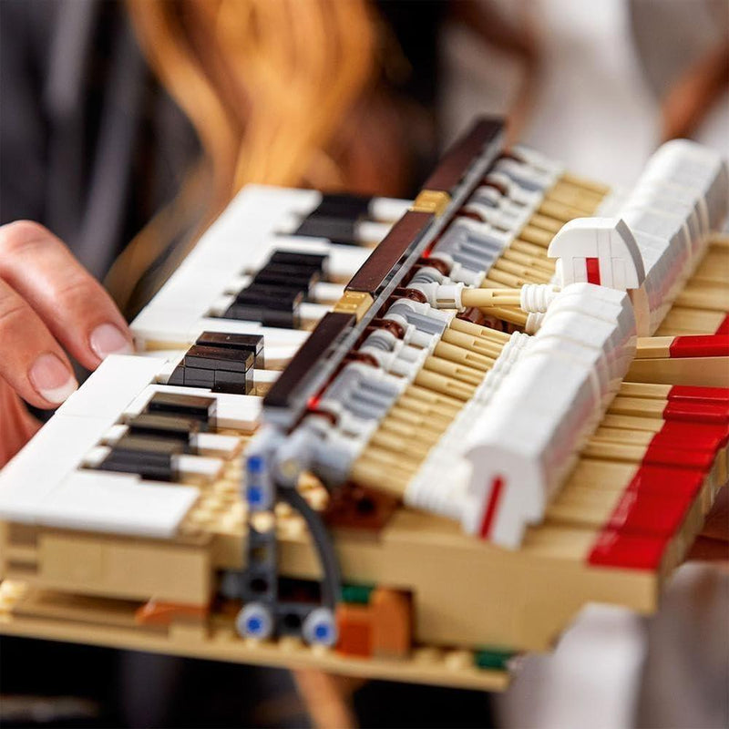 LEGO Ideas Grand Piano 21323 para adultos, kit de decoración coleccionable y regalo para amantes de la música con motor