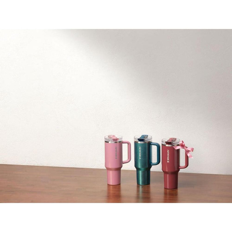 Vaso Stanley Quencher ProTour con tapa a prueba de fugas, popote y asa, compatible para viajes, acero inoxidable sin BPA