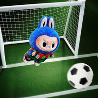 POP MART THE Monsters × FIFA: Peluche Labubu con Ropa Copa Mundial 2026, Regalo para Fans de Deportes, Adolescentes y Adultos