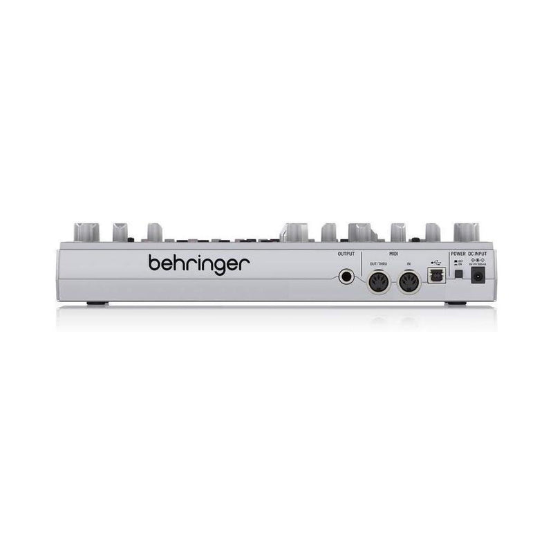 Behringer Sintetizador analógico de línea de graves TD-3-SR - Plata, VCO, secuenciador de 16 pasos, efectos de distorsión.