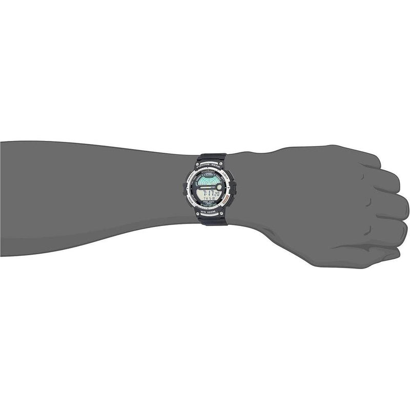 Reloj Casio para pesca con temporizador, luz LED, resistente al agua y datos de luna. Ideal para actividades acuáticas