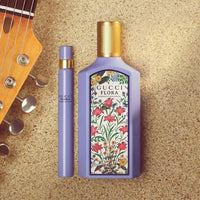 Flora Gorgeous Magnolia de Gucci fragancia fresca y femenina con notas de magnolia y cítricos