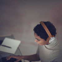 Bang & Olufsen Beoplay HX - Auriculares Inalámbricos ANC Sobre La Oreja Timber
