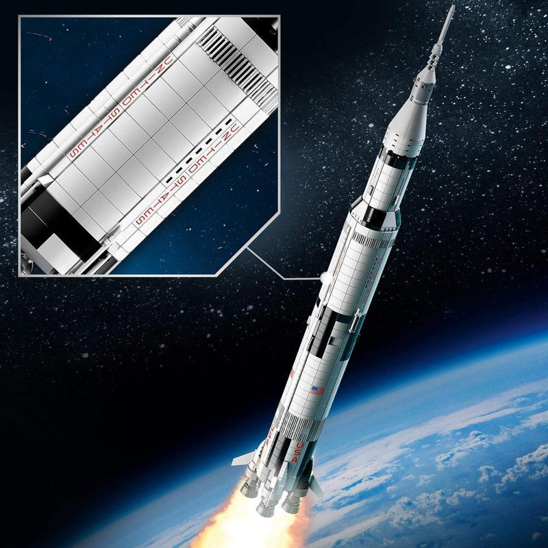 LEGO 92176 Ideas NASA Apollo Saturn V, cohete espacial y vehículos, set de construcción de coleccionista con soporte de exhibición