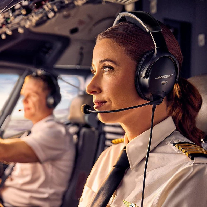 Bose Auriculares de aviación A30 con diseño cómodo, micrófono ajustable y cancelación de ruido, color negro