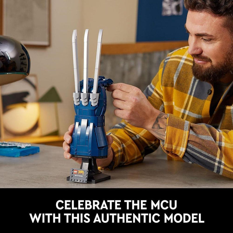 LEGO Marvel Wolverine Adamantium Claw con 596 piezas, inspirado en la serie de anime de 1997, ideal para fanáticos adultos