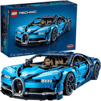 LEGO Technic Bugatti Chiron, kit de construcción para adultos con detalles auténticos del auto de carrera, 3599 piezas