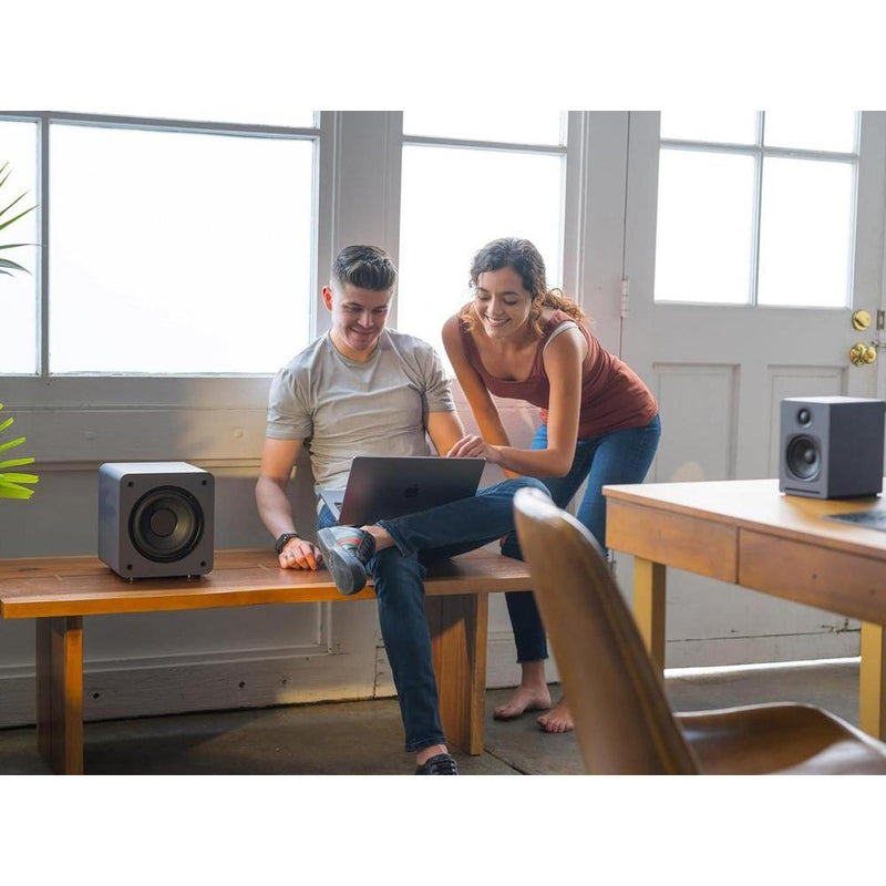 Audioengine Subwoofer S6, altavoz compacto con graves profundos y potencia de 210 W para TV y cine en casa