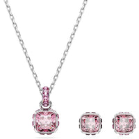 Collar colgante Swarovski con piedra rosa y cristales claros, cadena fina, ideal para un estilo sofisticado y elegante
