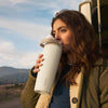 Botella de agua de acero inoxidable Owala FreeSip Sway con boquilla 2 en 1, a prueba de fugas y aislamiento prolongado