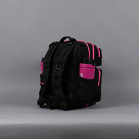 Mochila WOLFpak, versátil y resistente al agua, ideal para viajes o uso diario, con capacidad de personalización y compartimento para laptop