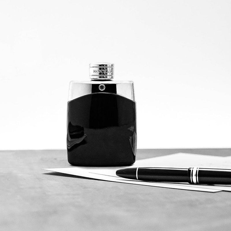 MONTBLANC Legend Eau de Toilette, fragancia duradera con notas de bergamota, jazmín y sándalo, fresca y fougère