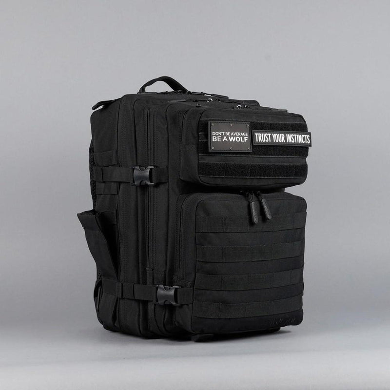 Mochila Táctica 35L WOLFpak en Color Negro con Resistencia al Agua y Personalización con Parches, Ideal para Viajes y Uso Diario