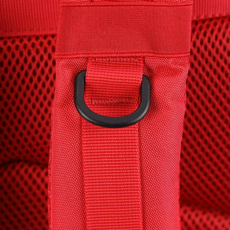 Mochila WOLFpak 45L Elite Roja, diseño táctico militar con capacidad personalizable y parches integrados