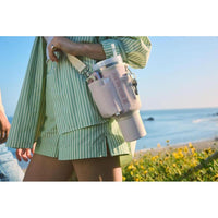 Stanley All Day Quencher Carry All para vaso con asa, bolso cruzado con bolsillo para teléfono, funda para tarjeta y correa desmontable