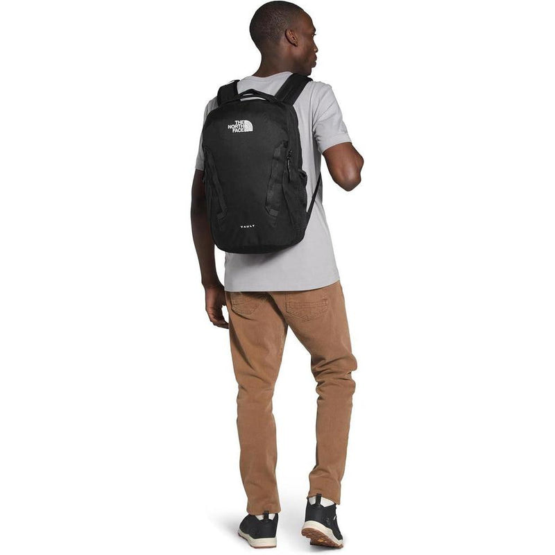 Mochila para portátil The North Face Vault resistente al agua con diseño moderno y estructura ergonómica, color negro