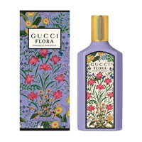 Flora Gorgeous Magnolia de Gucci fragancia fresca y femenina con notas de magnolia y cítricos