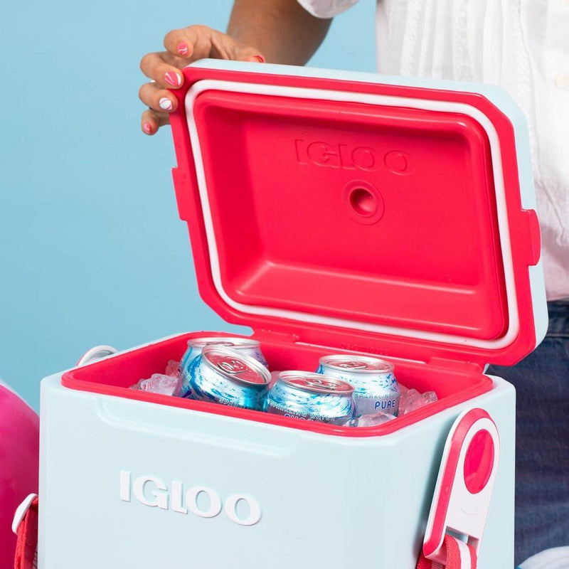 Enfriador Igloo estilo picnic con correa ajustable y aislamiento MaxCold, ideal para bebidas deportivas y botellas