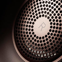 Bang & Olufsen Beoplay H95 auriculares inalámbricos premium con ANC y 38 horas de batería, diseño plegable, color castaño
