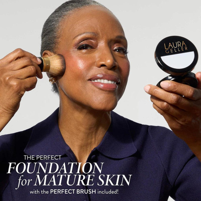 Balance and Brighten Base en Polvo Compacta Correctora de Color + Brocha Kabuki