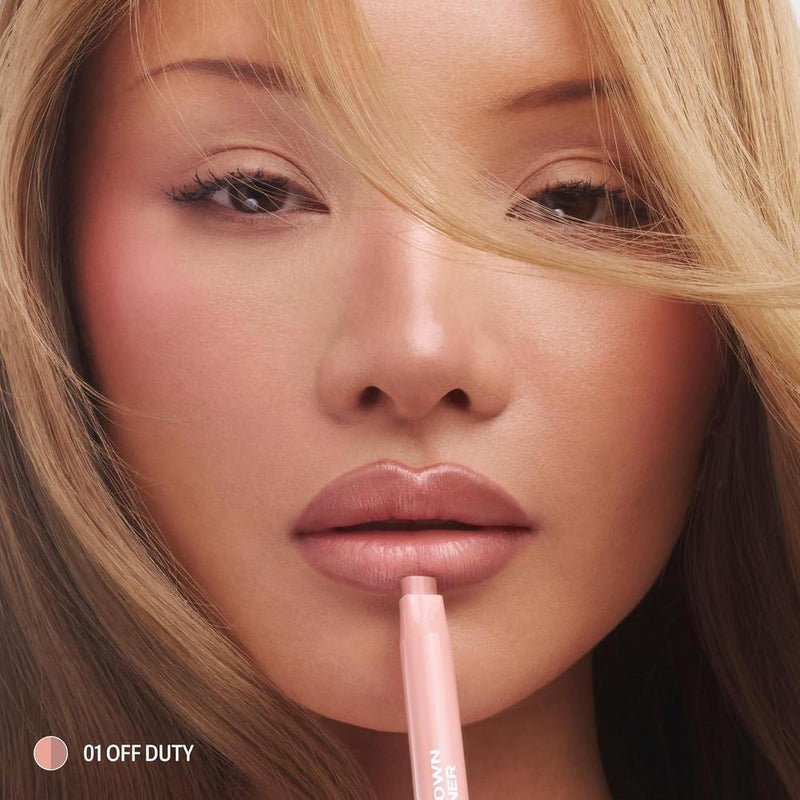 Sacheu DoubleDown Lip Definer: Labial hidratante 2 en 1 con acabado satinado enriquecido con aceites nutritivos