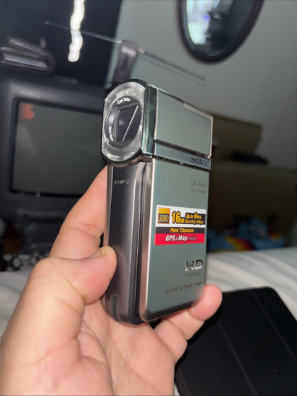 Sony HDR-TG5V, Internal 16GB, Battery, Charger And Case. Tested and Working.