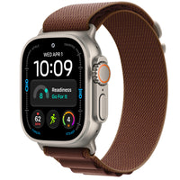 Apple Watch Ultra 4 Natural Titanium Alpine Loop Borgoña - fondo blanco 1000x1000