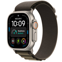 Apple Watch Ultra 4 Natural Titanium Alpine Loop Oliva Oscuro - fondo blanco 1000x1000