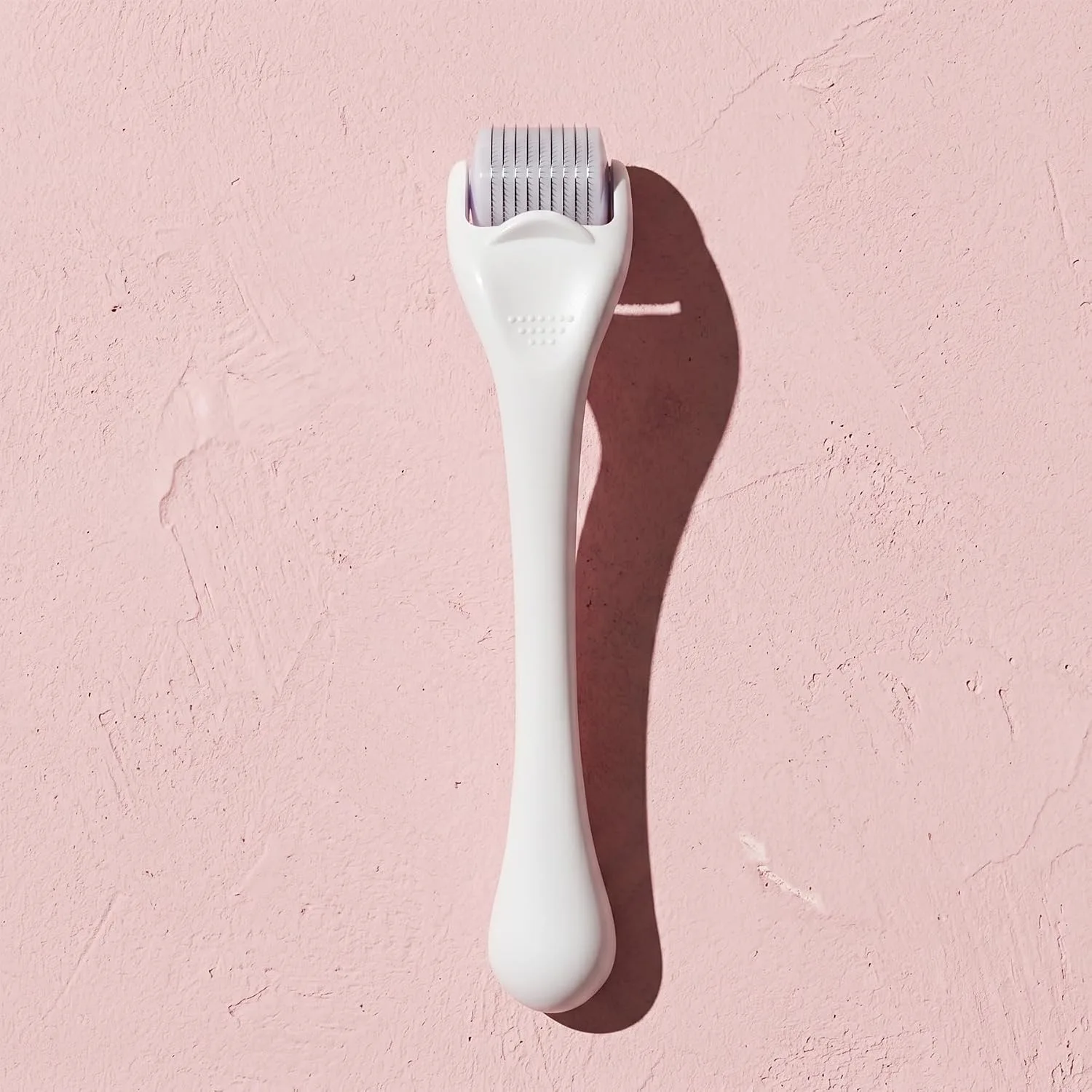 ROSELYNBOUTIQUE Beauty Derma Roller White 0.25mm Titanium Microneedles